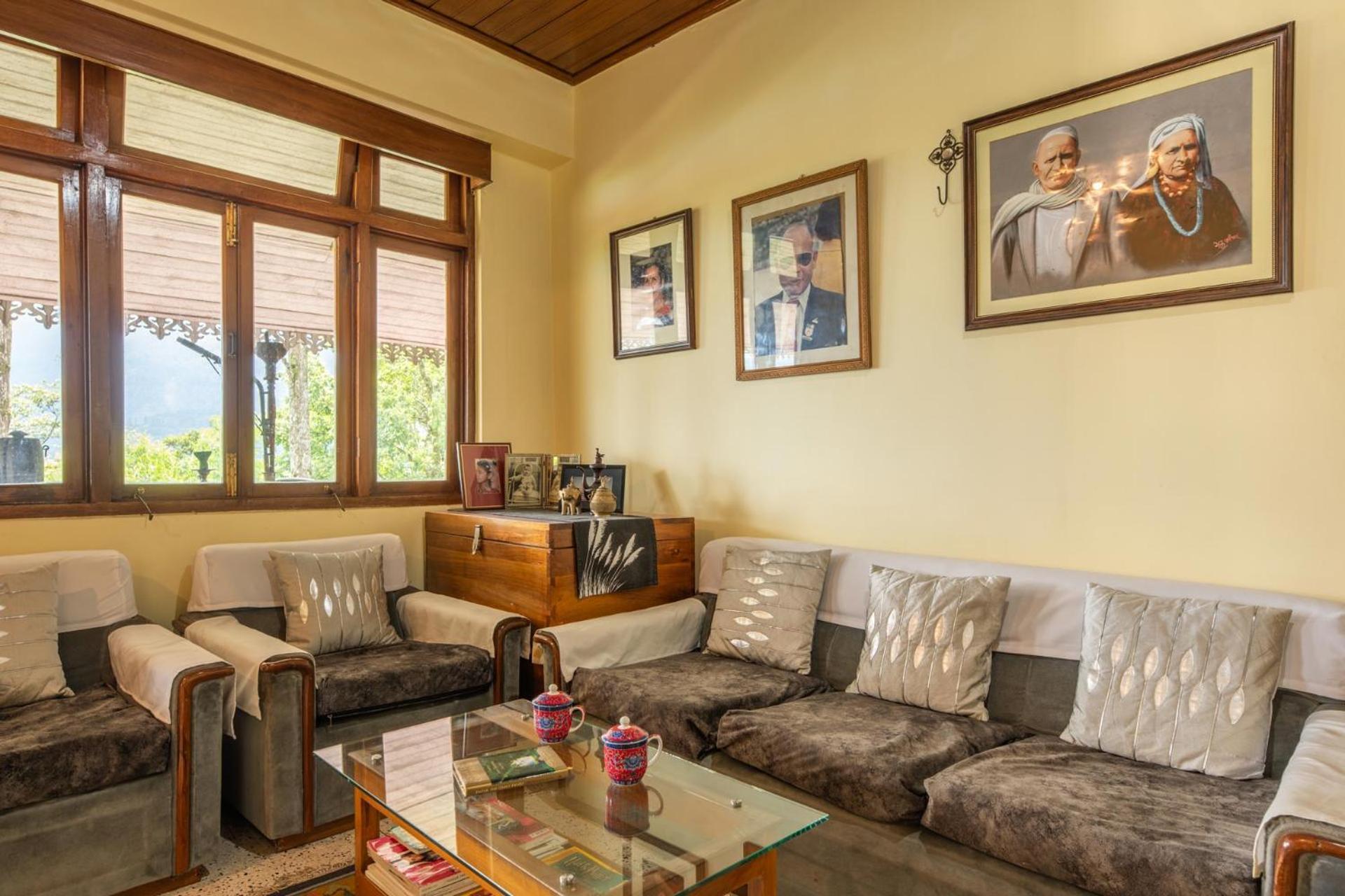 La Ipsing Farm By Stayvista - 3 Bhk Villa With Balcony, Mountain View, Indoor Games, And Pet Friendly Samdong Bagian luar foto