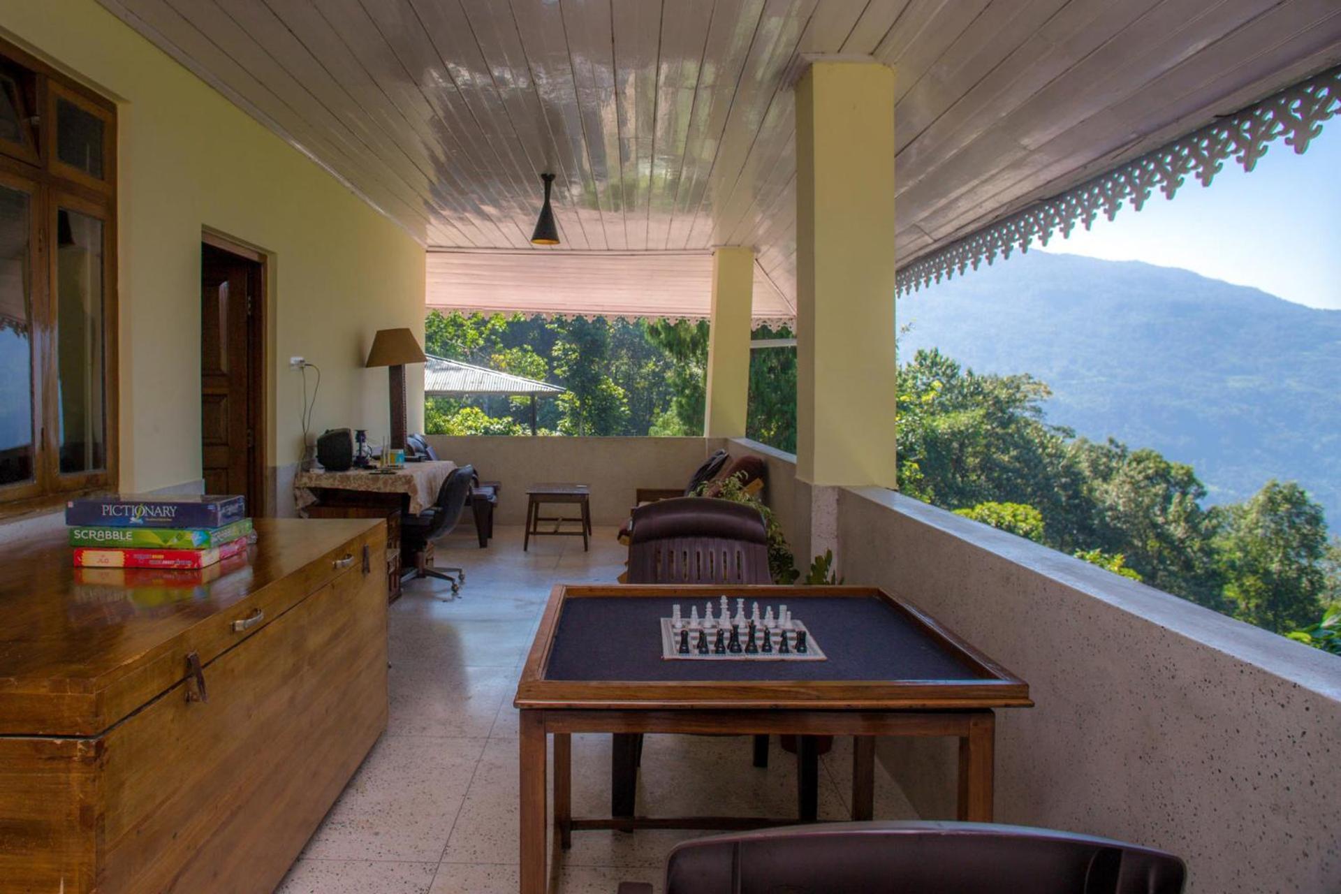 La Ipsing Farm By Stayvista - 3 Bhk Villa With Balcony, Mountain View, Indoor Games, And Pet Friendly Samdong Bagian luar foto